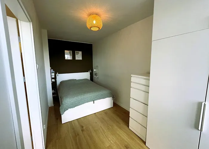 Piastowska 100 Przy Plazy